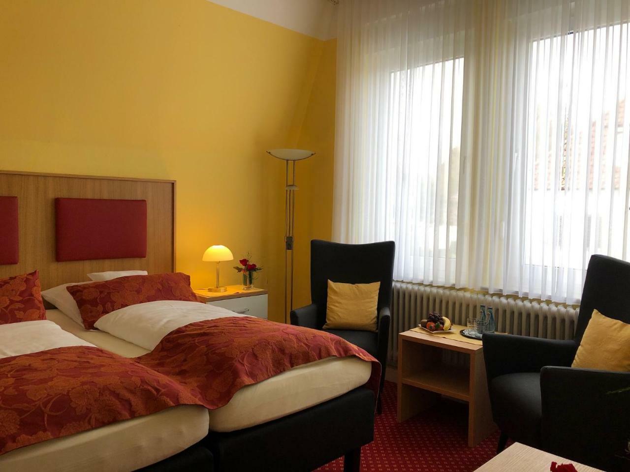 Thermen Hotel Pension Villa Holstein Bad Salzuflen Exterior photo